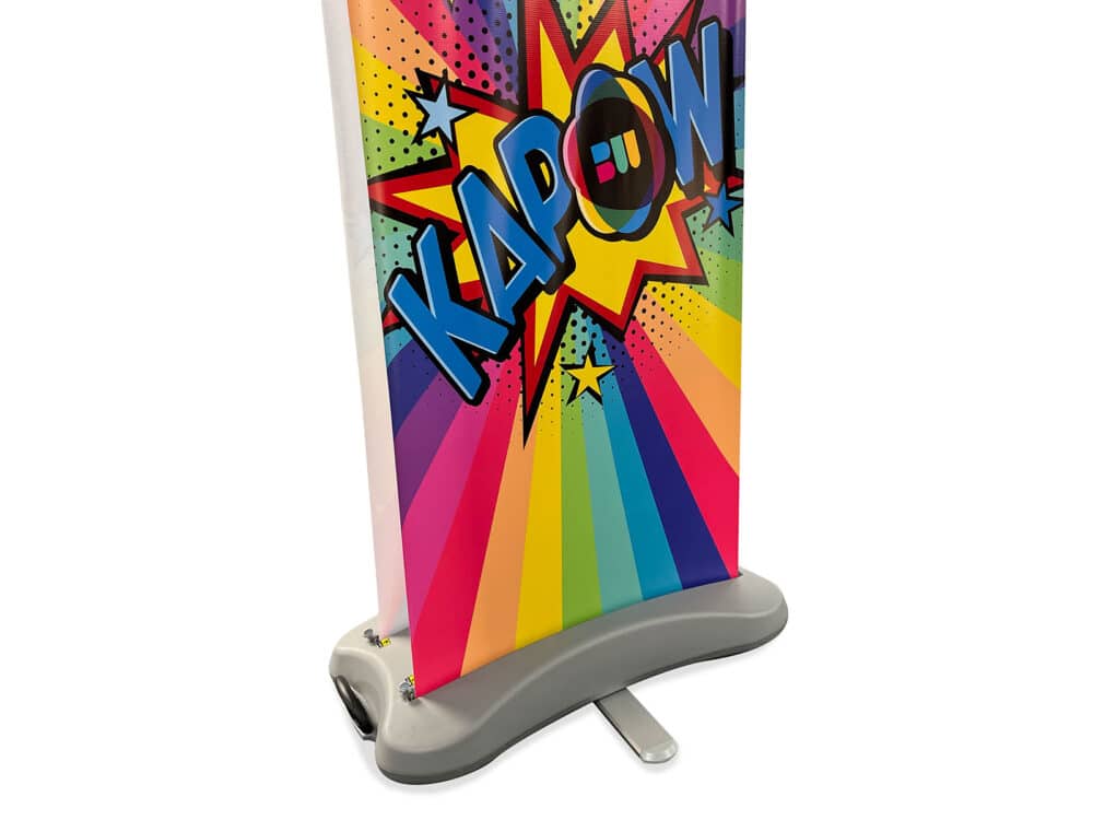 Heavy duty outdoor roller banner